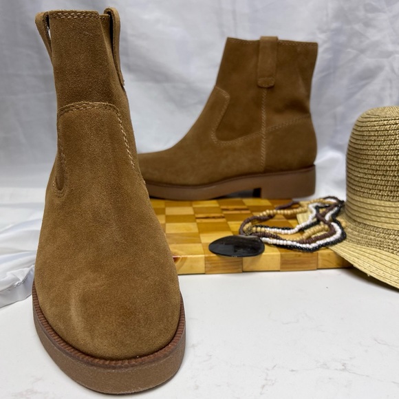 Lucky Brand Rhetty Soft Suede Leather Mid High Carmel Booties - NWOT! Si… - Picture 9 of 17